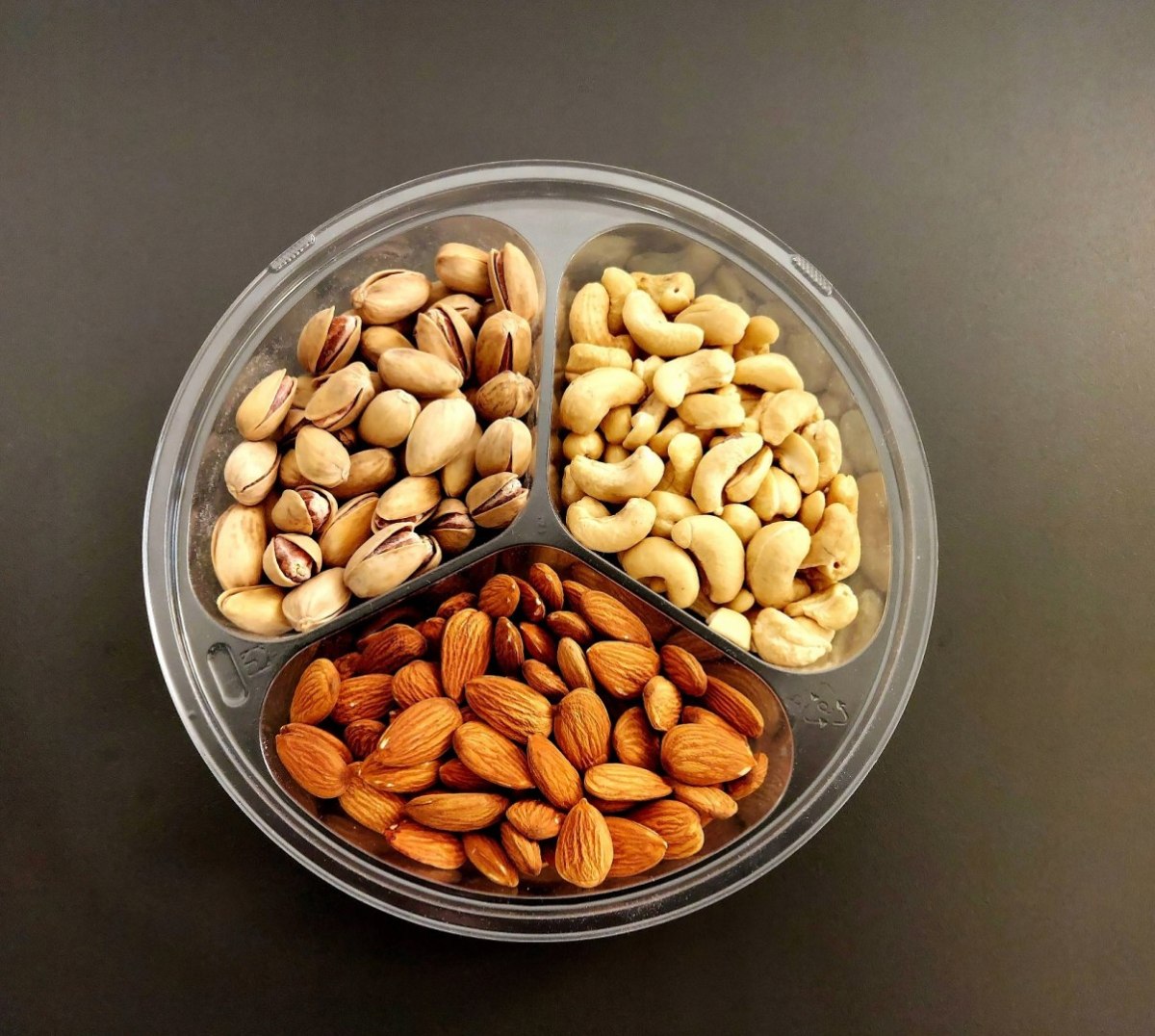Nuts-Mix świąteczna mieszanka orzechów 240 gramów