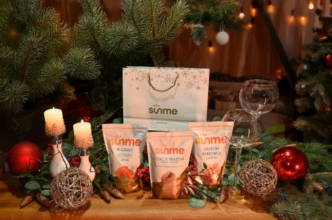 Zestaw Świąteczny Wyjątkowy Prezent Orzechy nerkowca, pistacje prażone, migdał łuskany