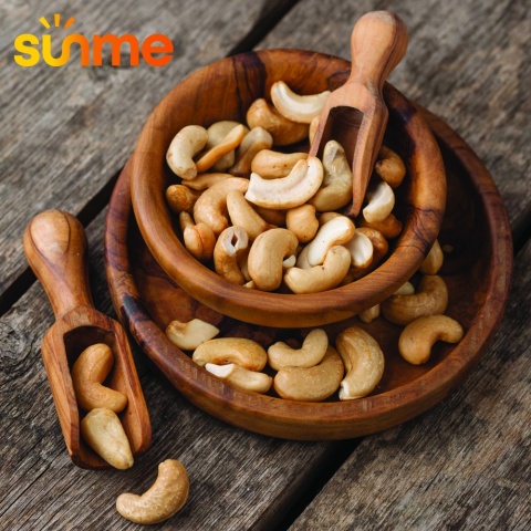 Sunme Orzechy nerkowca prażone solone orzeszki całe 500g