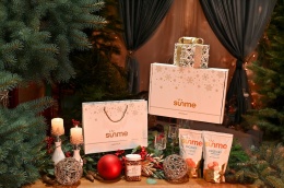 Zestaw Świąteczny Wyjątkowy Prezent Migdały łuskane, orzechy makadamia, nerkowiec słoik