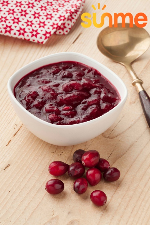 Żurawina Suszona z sokiem jabłkowym 1 kg Żurawina Suszona z sokiem jabłkowym 1 kg